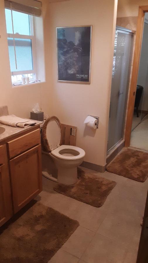 Winterfell Inn - No Xtra Fees, Dogs Ok, King & Queen Suites أرنولد المظهر الخارجي الصورة